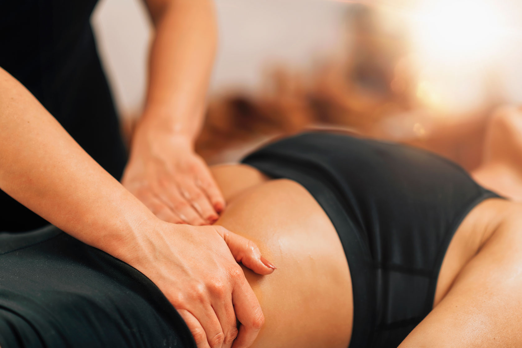 Belly massage. Flat Stomach massage. Удар массаж женщине в живот. Мять живот картинка. Massage belly button.