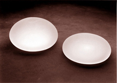 saline-filled-breast-implants